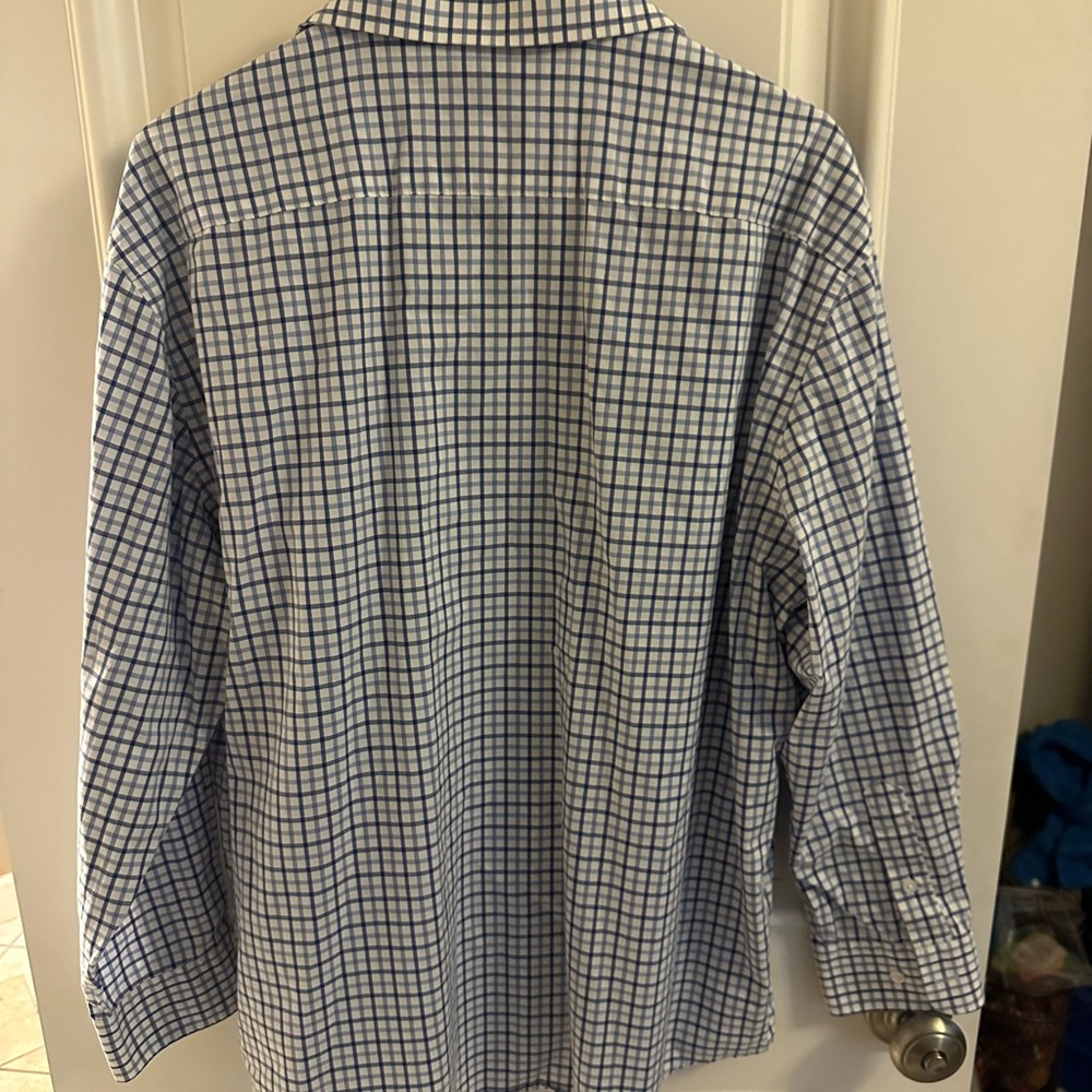 Haggar Men's White and Blue Plaid long sleeve Dress Shirt - Picture 10 of 11